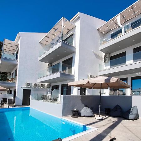 Angelica'S And Irene'S Design Apartments Swimming Pool نِكيانا المظهر الخارجي الصورة